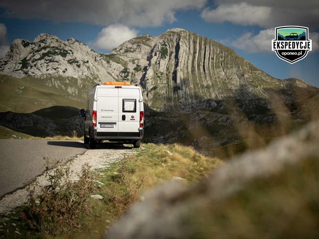 Fiat Ducato na tle gór