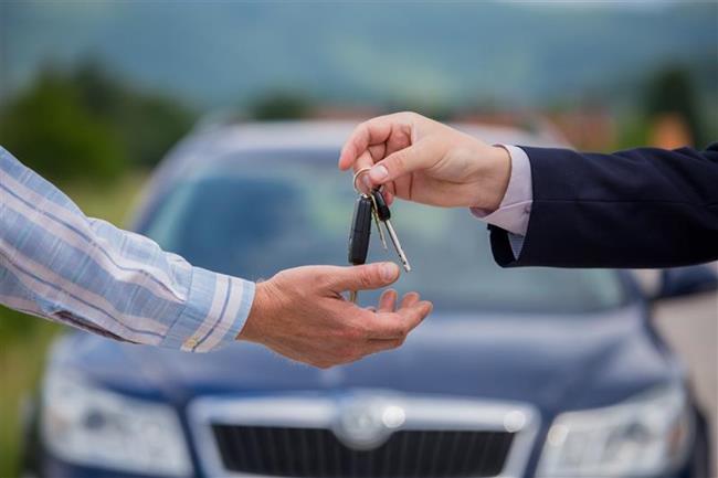 przekazanie kluczyków do nowego samochodu