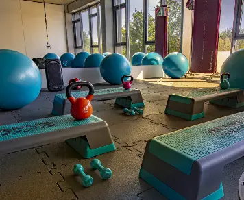 Sala fitness w biurze Oponeo