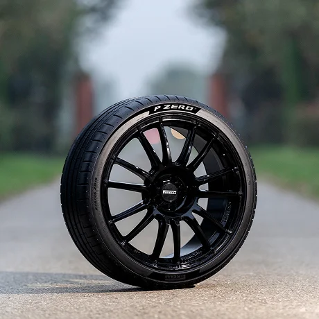 Opona Pirelli P Zero PZ5
