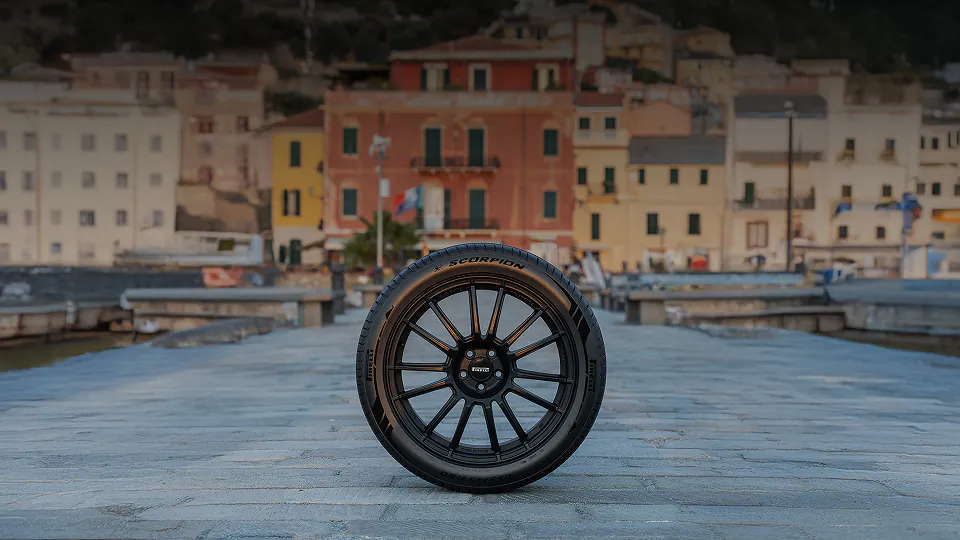 Prezentacja opony Pirelli Scorpion (S3)