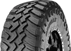 Zbliżenie bieżnika GRIPMAX MUD RAGE M/T