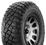 Zbliżenie bieżnika BFGoodrich Mud Terrain T/A KM3 265/70 R17 121 Q LT