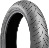 Zbliżenie bieżnika Bridgestone Battlax Scooter SC2 RAIN 120/70R15 56 H Przód TL