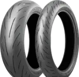 Zbliżenie bieżnika Bridgestone Battlax Hypersport S22 200/55ZR17 (78 W) Tył TL