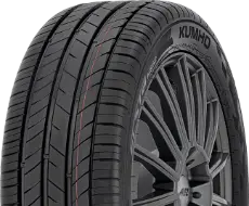 Zbliżenie bieżnika Kumho Ecsta HS52
