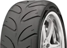 Zbliżenie bieżnika Hankook Ventus TD Z221