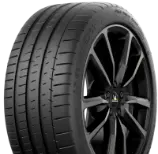 Zbliżenie bieżnika Michelin Pilot Super Sport 245/40 R18 93 Y RUN ON FLAT ZP, ZR