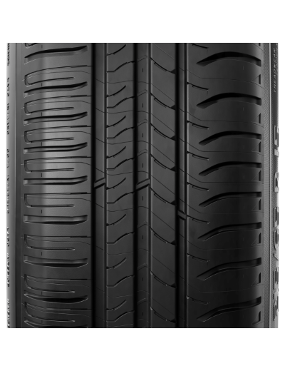Michelin ENERGY SAVER+ 215/65 R15 96 H