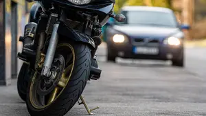 Tanie opony motocyklowe – czy warto je kupić?