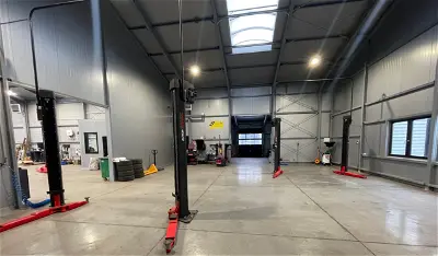 Lobo Garage
