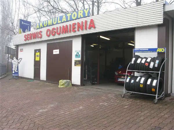 Edek Serwis Opon Podgórska 32