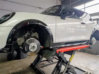 DRIVE Auto Garage