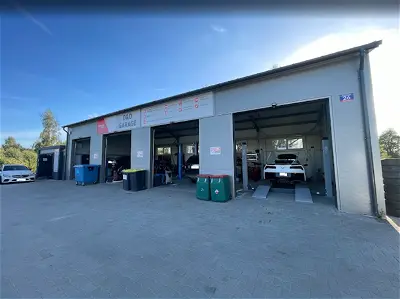D&D Garage
