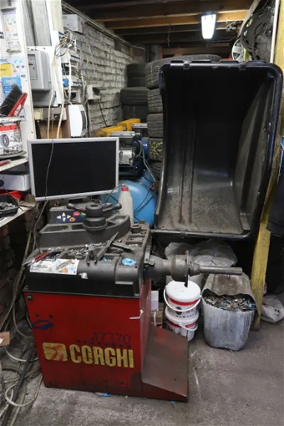 Auto Serwis Opony Radosław Suwała, ul. Piotrkowska 276
