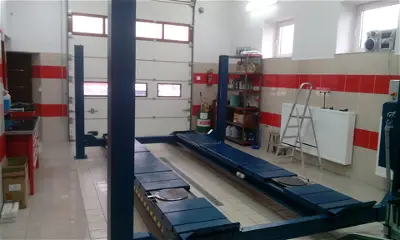Serwis i wymiana opon Naprawnik Stacja Kontroli Pojazdów Słowki koło Biedronki