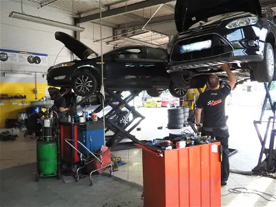 Premio Auto Express